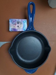 Staub 鑄鐵手柄煎鍋