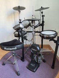 Roland V-Drums TD-15 Electronic Drum Kit with Gibraltar Hardware
