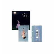Olivia Rodrigo 簽名大卡 卡式帶 You seem pretty sad for a girl so in love 11 inch signed card + Cassette Tap