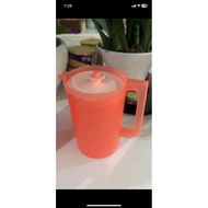 Tupperware pitcher (1)