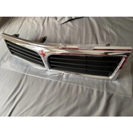 Mitsubishi Lancer 99-02 pizza front grill