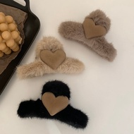 [L ACC October 31st Day 20: 00 new new Arrival 5] Korea Dongdaemun Love Furry Clamp