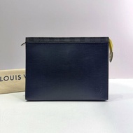LV Epi Pochette Voyage手拿包