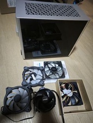 Silver Mini-ITX 機箱