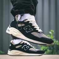 SEPATU NB 990 USA BLACK