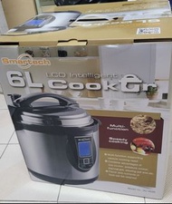 減價至 550元 全新未用過Smartech 6L cooker SC-2039智能高速煲