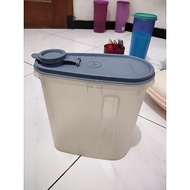 TUPPERWARE OVAL KETTLE 1 LITER