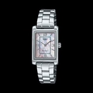 Casio 女裝方型石英錶 LTP-1234 系列。卡西歐
