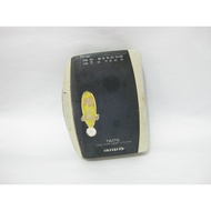 Walkman Aiwa TA-176 cassette radio player