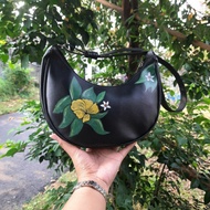 FULL PAINT SLING BAG