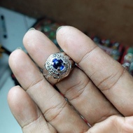 Natural Minimalist Centipede Geliga Sapphire Blu Stone Ring