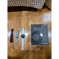 Galaxy Watch 5 Pro selling