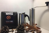 ชุดเมล็ดกาแฟคั่วเข้ม ขนาด 500 g. at y Coffee / หม้อต้มกาแฟ MOKA POT / เครื่องบดกาแฟมือหมุน