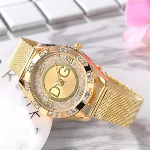 Fashion DQG Brand Starry Sky Diamond encrusted Women's Quartz Watch Casual Stainless Steel Gold Mesh