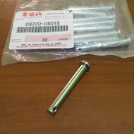 SUZUKI Seat Hinge Pen Rare Trs Gt185 Gt250 Gt380 Gt550SUZUKI