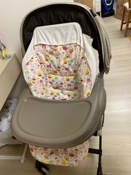嬰兒餐椅