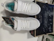 SKECHERS返學鞋