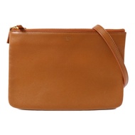 CELINE 羊皮皮革Trio金扣肩背袋