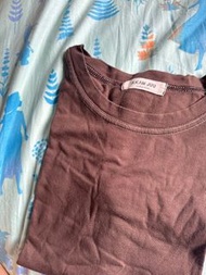 KKAM JUU 棕色短袖上衣 t shirt