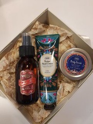 Sabon Lily Palace 限量版琉璃百合盛禮皇殿禮盒套裝連紙袋