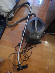 Vacuum Cleaner Rainbow Brand