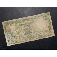 BARANG TERLARIS !!! Uang Kertas 2500 Rupiah Komodo Seri Hewan Tahun