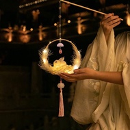 Lồng Đèn Cổ Phong LED Lông Vũ Hoa Sen Thỏ Ngọc – Đèn Trung Thu Cầm Tay Chụp Ảnh Cosplay Hanfu