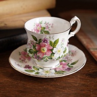 英國名瓷Paragon百花慶典系列細骨瓷描金杯組