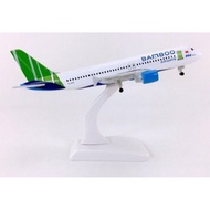 Vietnam aircraft model Bamboo Airways Airbus A320 20cm