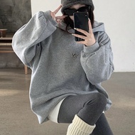 เสื้อฮู้ดผู้หญิงสีพื้นหัวใจห้าแฉก, แขนยาวลายเสือ