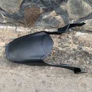 Dè chắn bùn nối vào dè zin xe EXCITER 150 và 155 màu đen mờ