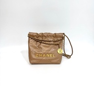 Chanel奶茶色油蠟牛皮mini 22bag AS3980