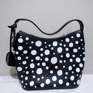 Louis Vuitton✨LV X YAYOI KUSAMA草間彌生 限定款 南瓜波點手提包腋下包 芯片款