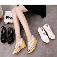 Woman High Platforms Cut Outs Pattern Checkered Belt Gladiator Sandal Shoes