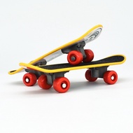 E-3 Skateboard สเก็ตบอร์ด ของเล่นนก [ลายคละ]