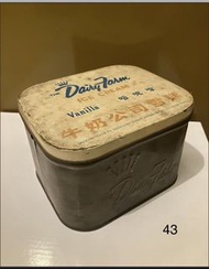 懷舊 牛奶公司 Dairy Farm 罕有 鐵盒  雲呢拿味 (43)