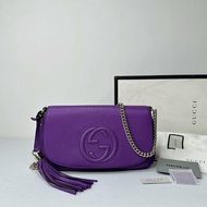GUCCI Soho紫色全皮革流蘇鏈帶包