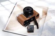 適用機型Fujifilm X-E5 手掌紋皮革相機底座皮套