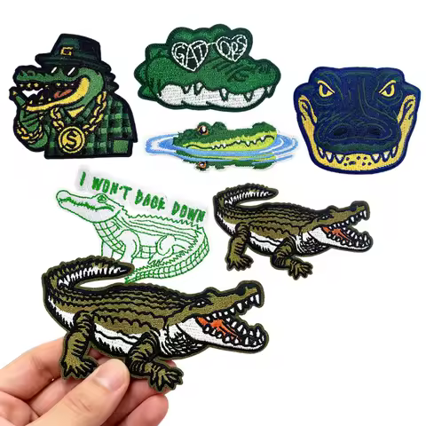 Cartoon Crocodile Embroidery Patch Applique DIY T-shirt Backpack Iron on Patches Clothing Repair Sew