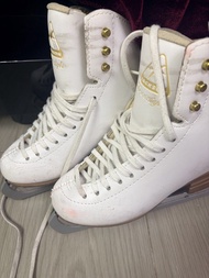 Jackson Freestyle 花式溜冰鞋
