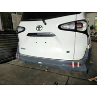 Duraflex new raw bodykit for toyota sienta modellista GRT Sales 17
