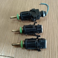 BMW E60 E61 E65 E70 E81 E87 F20 F21 E39 E46 X5 Temperature Sensor 13621433077(used)