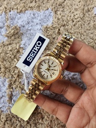 Waterproof Seiko 5 luminous Watch with Date for Women