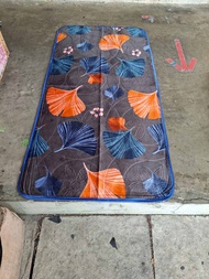 single carpet saiz 90x180 for one person random design