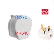 MK 646 Heavy Duty Bakelite 13Amp Fused 3 Pin Plug