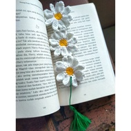 Crochet Daisy Bookmark || Daisy Flower Knitting Bookmark