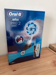 全新 Oral-B- 敏感護齦3D電動牙刷PRO2000 黑色