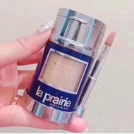 la prairie 養膚魚子精華粉底液