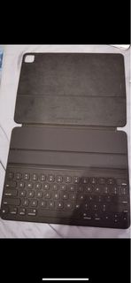 Ipad APPLE 12 inches  keyboard