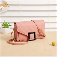 TAS DOMPET SELEMPANG WANITA / TAS DOMPET KARTU DAN UANG WANITA /